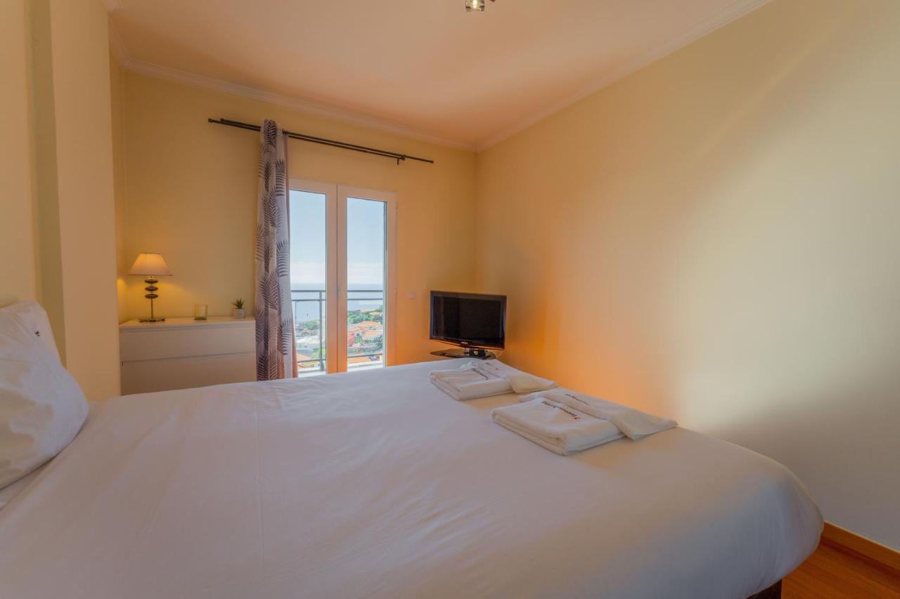 푼샬 Flh Garajau Fantastic Ocean View With Balcony 아파트 외부 사진